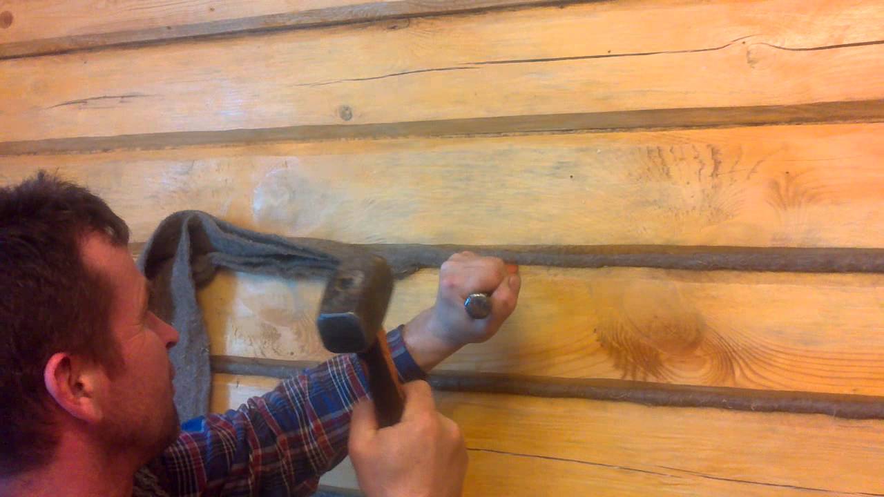 Конопатка дома из бруса своими руками - видео инструкция, обзор инструментов и материалов