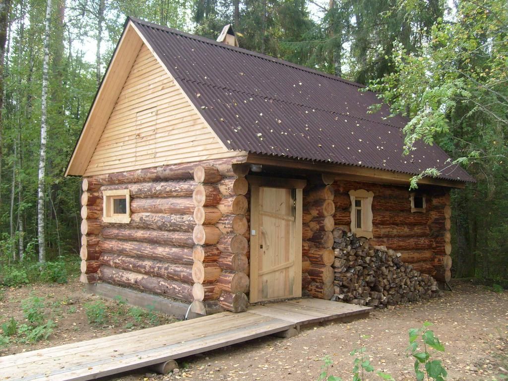 Как сделать крышу деревянной бани или дома?